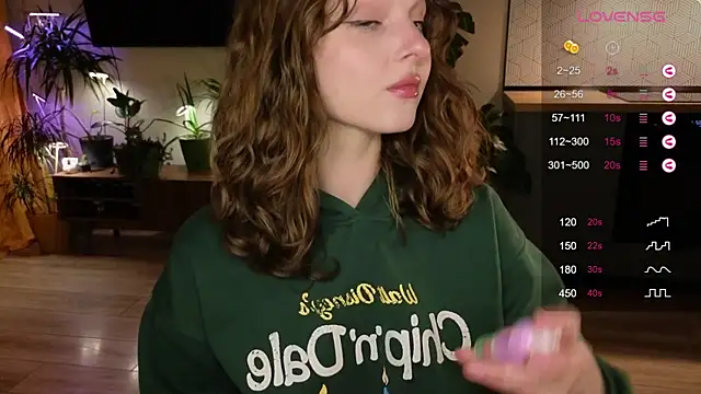 AliceKingsleigh online show from 02/27/25, 06:42