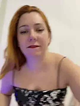 Snapshot of Patriciamoura69 chatting on 01/07/25, 11:56 Patriciamoura69 online show from 01/07/25, 11:56