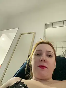 Snapshot of Patriciamoura69 chatting on 02/26/25, 09:27 Patriciamoura69 online show from 02/26/25, 09:27