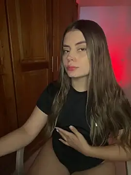 Miss valeriaa online show from 10/10/25, 12:04