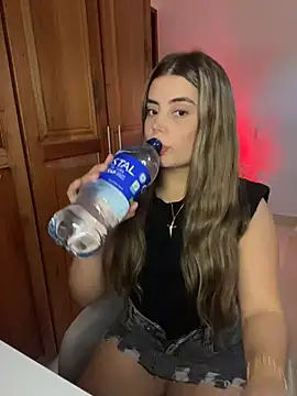 Miss valeriaa online show from 03/11/26, 09:43