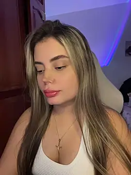 Snapshot of Miss_valeriaa chatting on 07/15/26, 09:42 Miss valeriaa online show from 07/15/26, 09:42