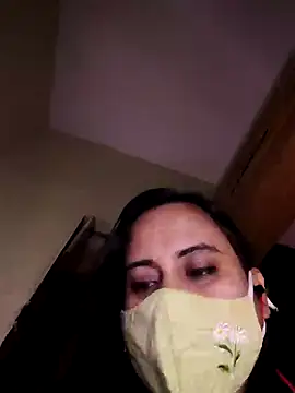 Snapshot of Sheela-Bhabi chatting on 01/14/25, 06:17 Sheela-Bhabi online show from 01/14/25, 06:17