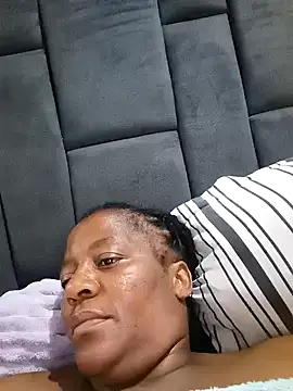 Snapshot of Galcraze chatting on 01/11/25, 12:33 Galcraze online show from 01/11/25, 12:33