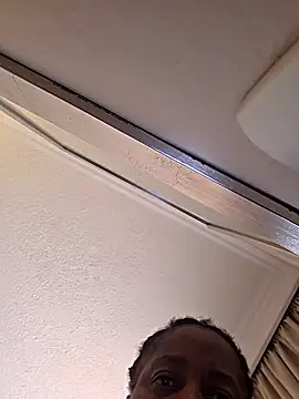 Snapshot of Galcraze chatting on 10/30/25, 11:22 Galcraze online show from 10/30/25, 11:22