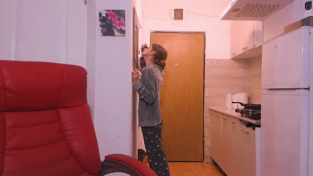 simyhvn online show from 12/02/25, 05:35