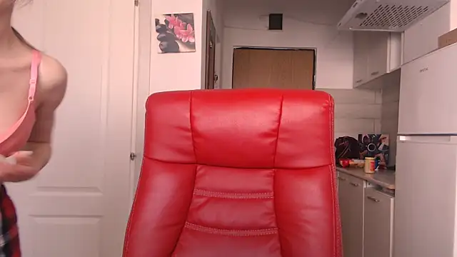 simyhvn online show from 04/28/26, 06:07