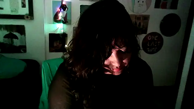 soynanabela28 online show from 03/19/25, 01:43