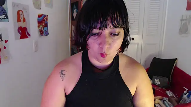 soynanabela28 online show from 09/17/25, 05:20