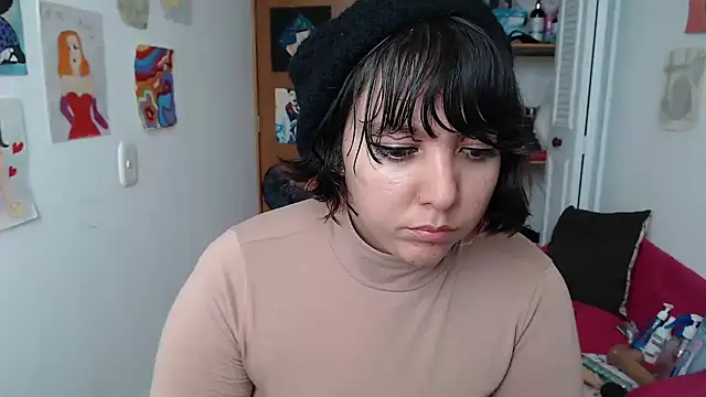 soynanabela28 online show from 09/19/25, 04:18