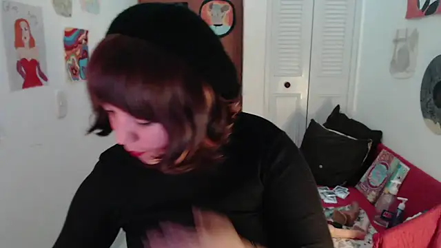 soynanabela28 online show from 10/09/25, 11:36