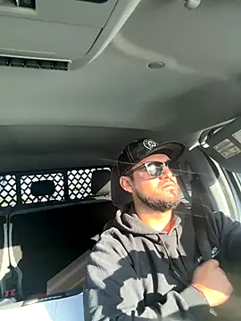 Ozzy420  online show from 12/01/25, 04:45