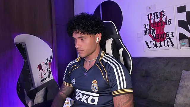 Alessandro Vanni online show from 03/11/26, 02:39