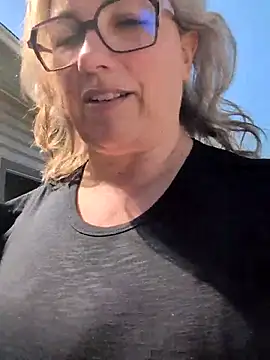 Canadian BBW online show from 04/30/26, 09:30