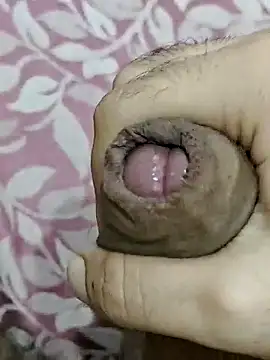 rockkyy9 online show from 10/22/25, 07:46