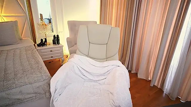 GraceCandy online show from 04/08/26, 02:06