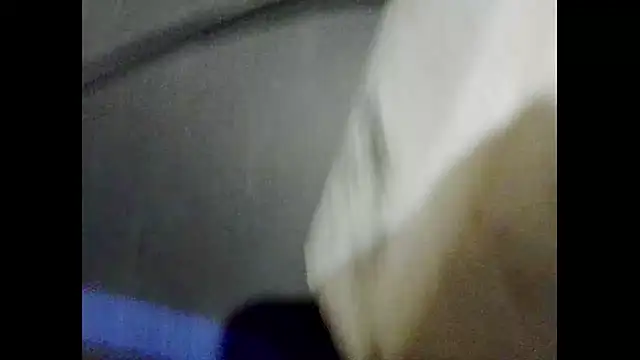 Snapshot of hairyuncut00 chatting on 03/11/25, 02:54 hairyuncut00 online show from 03/11/25, 02:54