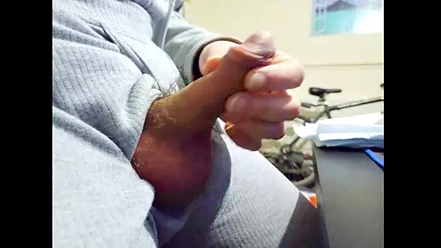 hairyuncut00 online show from 03/26/26, 05:07