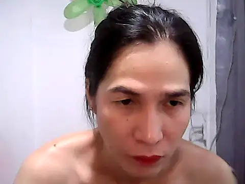 Snapshot of BigDickTrans chatting on 04/29/26, 11:58 BigDickTrans online show from 04/29/26, 11:58