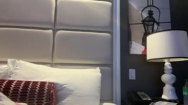 Snapshot of Blueskiiis3 chatting on 09/27/25, 06:40 Blueskiiis3 online show from 09/27/25, 06:40