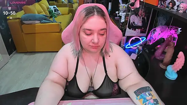 Softie Sofy online show from 07/03/26, 02:29