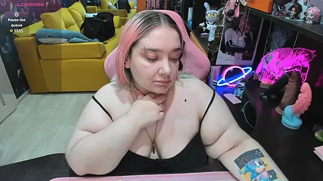 Softie Sofy online show from 07/09/26, 12:15
