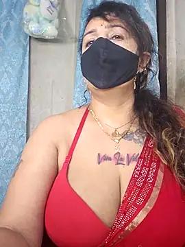 cute-tanvi online show from 12/22/25, 12:40