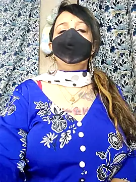 cute-tanvi online show from 01/15/26, 01:10