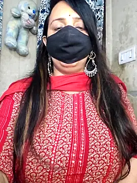 cute-tanvi online show from 04/13/26, 12:54