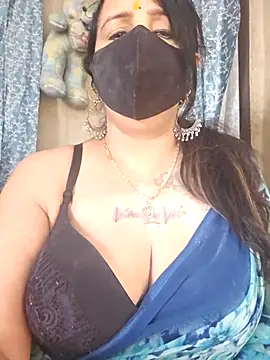 Snapshot of cute-tanvi chatting on 04/18/26, 12:58 cute-tanvi online show from 04/18/26, 12:58