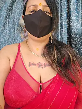 Snapshot of cute-tanvi chatting on 05/22/26, 12:29 cute-tanvi online show from 05/22/26, 12:29