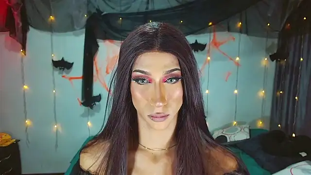 Kenisha Sweet online show from 10/18/25, 08:31