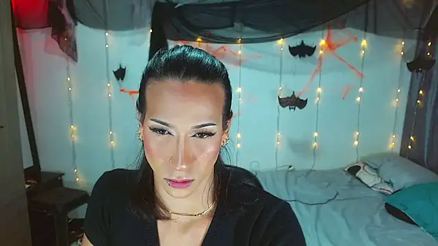 Kenisha Sweet online show from 10/24/25, 03:25