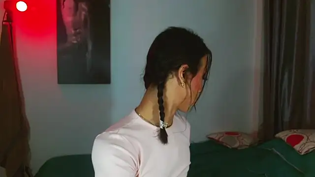 Kenisha Sweet online show from 11/13/25, 10:52