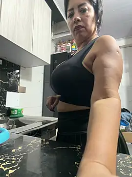 natural bigboobs online show from 07/08/26, 03:16