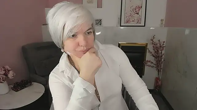 CarmenSoft online show from 04/20/26, 09:01