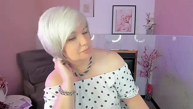 CarmenSoft online show from 06/23/26, 08:56