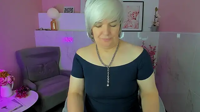 CarmenSoft online show from 07/08/26, 09:03
