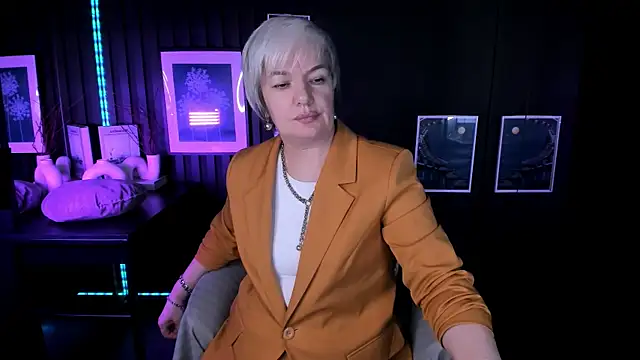 CarmenSoft online show from 07/15/26, 09:14
