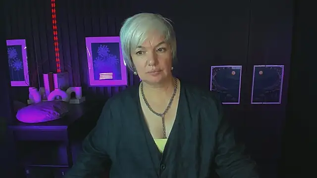 CarmenSoft online show from 07/28/26, 08:52