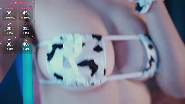 Snapshot of MadnessAlison chatting on 03/05/25, 07:06 MadnessAlison online show from 03/05/25, 07:06