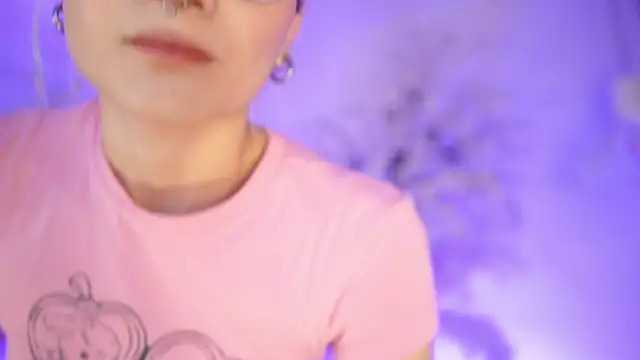 Snapshot of DalahiaRush chatting on 02/21/25, 11:33 DalahiaRush online show from 02/21/25, 11:33