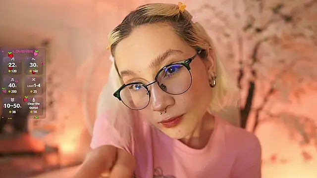 Snapshot of DalahiaRush chatting on 02/21/25, 02:38 DalahiaRush online show from 02/21/25, 02:38