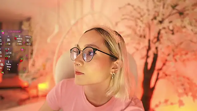 Snapshot of DalahiaRush chatting on 03/03/25, 11:33 DalahiaRush online show from 03/03/25, 11:33