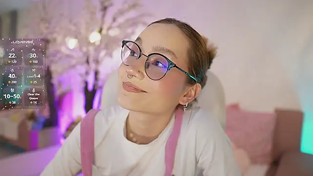 Snapshot of DalahiaRush chatting on 09/11/25, 07:03 DalahiaRush online show from 09/11/25, 07:03