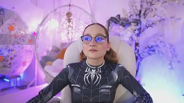 Snapshot of DalahiaRush chatting on 10/07/25, 07:00 DalahiaRush online show from 10/07/25, 07:00