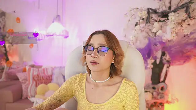 Snapshot of DalahiaRush chatting on 10/25/25, 06:57 DalahiaRush online show from 10/25/25, 06:57