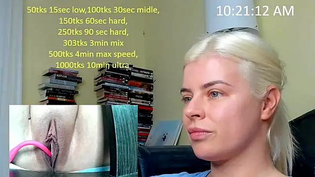 Snapshot of queenofthenighttt chatting on 11/26/25, 09:21 queenofthenighttt online show from 11/26/25, 09:21