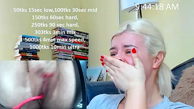 queenofthenighttt online show from 02/14/26, 08:44