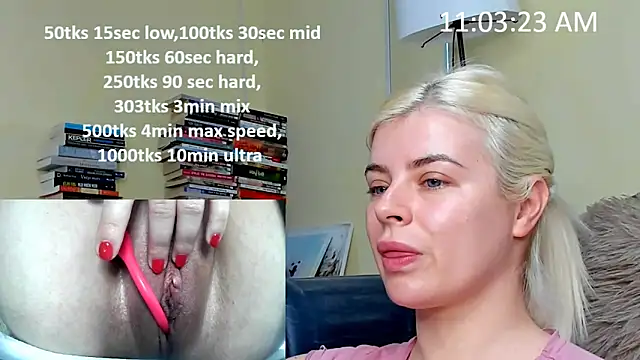 queenofthenighttt online show from 02/15/26, 10:03